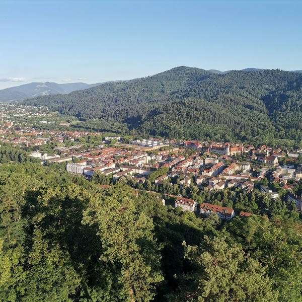 Blick vom Schlossberg auf Freiburgs Osten  Jrg Mutz